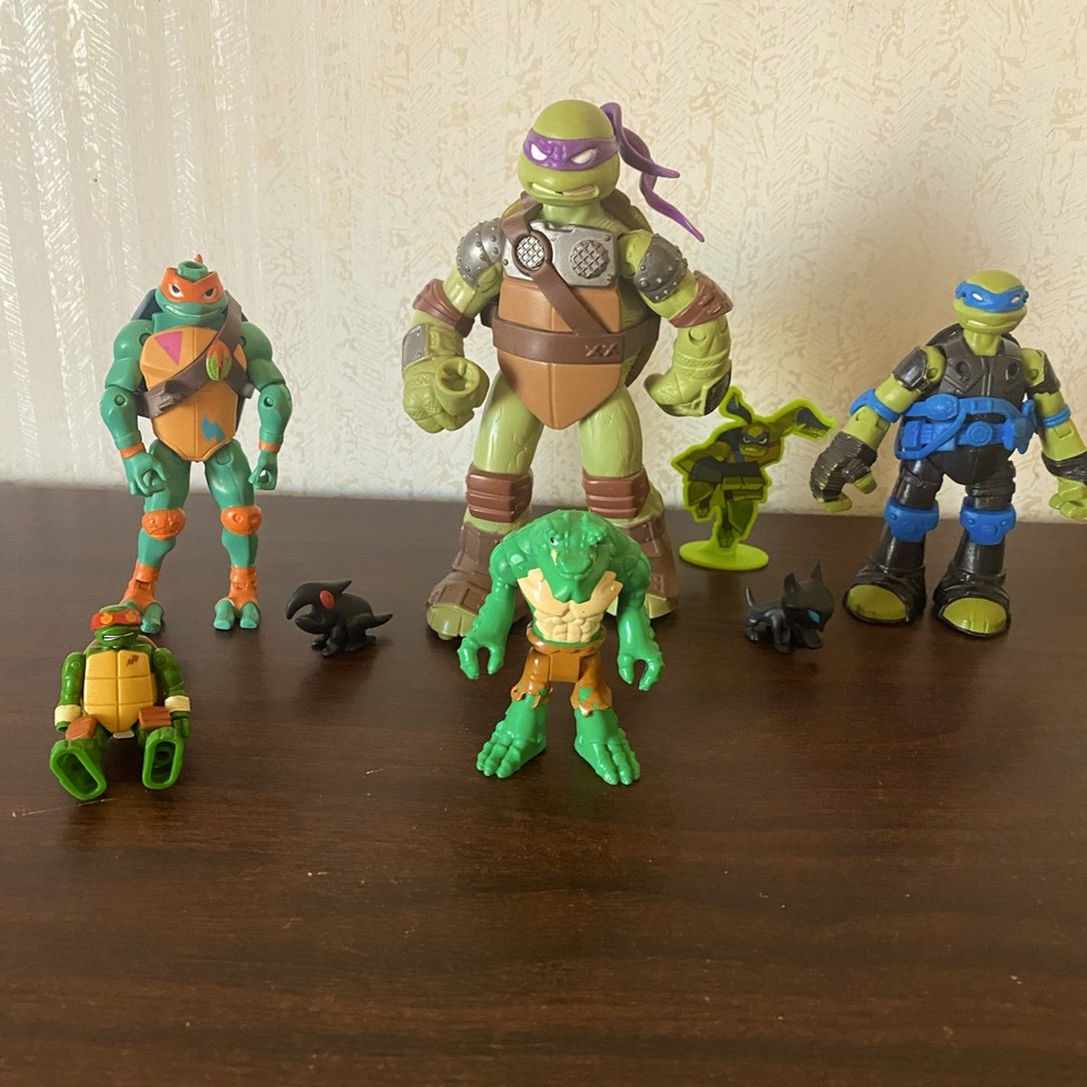 TMNT figures